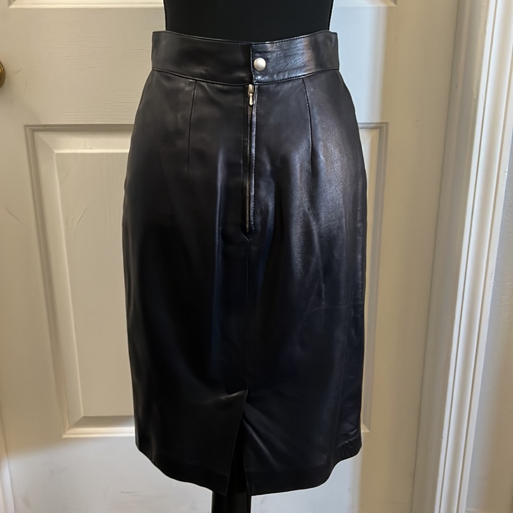 Vintage black / dark navy 100% Lambskin Leather Midi Pencil Skirt